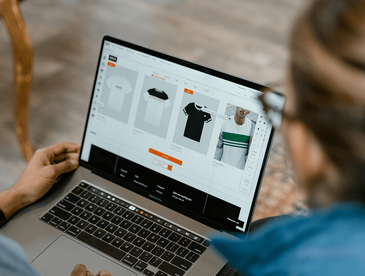 Beyond basic transactions, the MobCash app includes territory management tools t